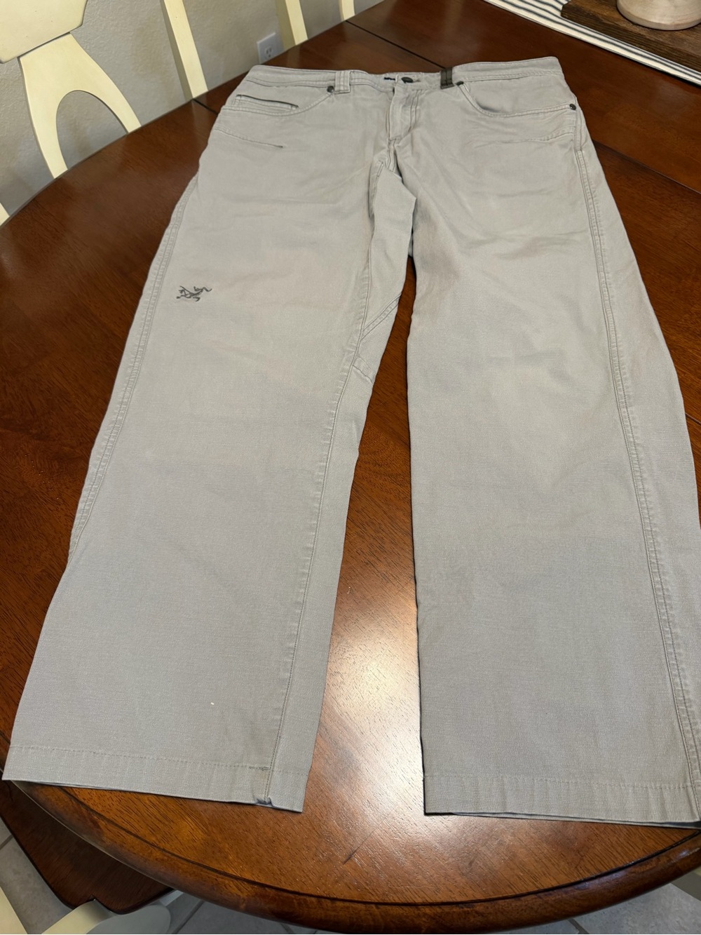 Arcteryx Vintage Stone Cargo Pants Casual Outdoor 34x29 Gray Logo Hiking Work - Picture 2 of 13